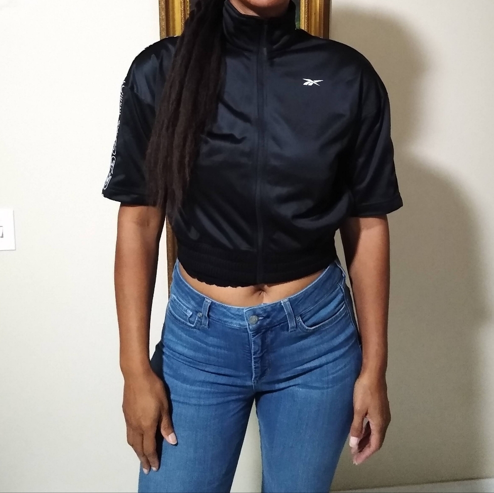 Reebok Cropped Jacket - Picture 2 of 9